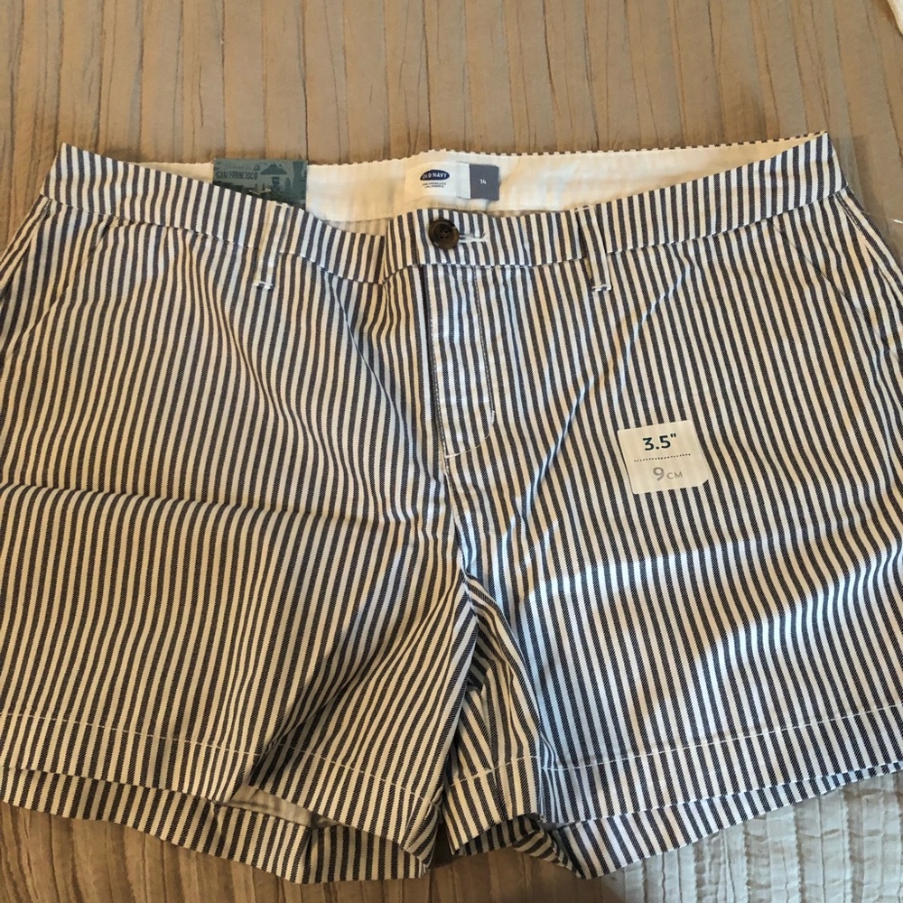 Women’s blue stripped shorts